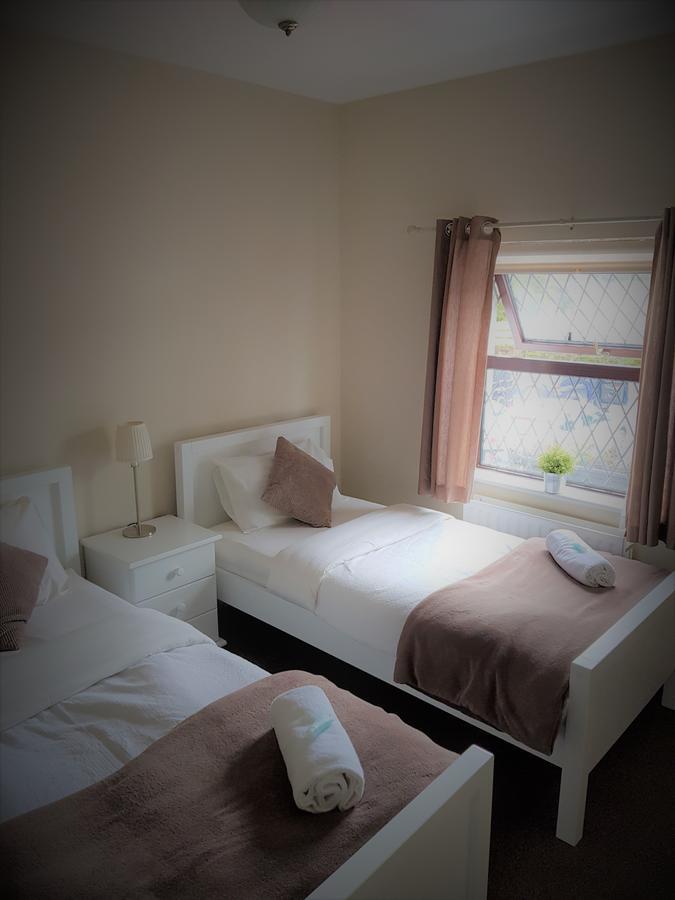 The Coach House Bed & Breakfast ราวด์วูด ห้อง รูปภาพ